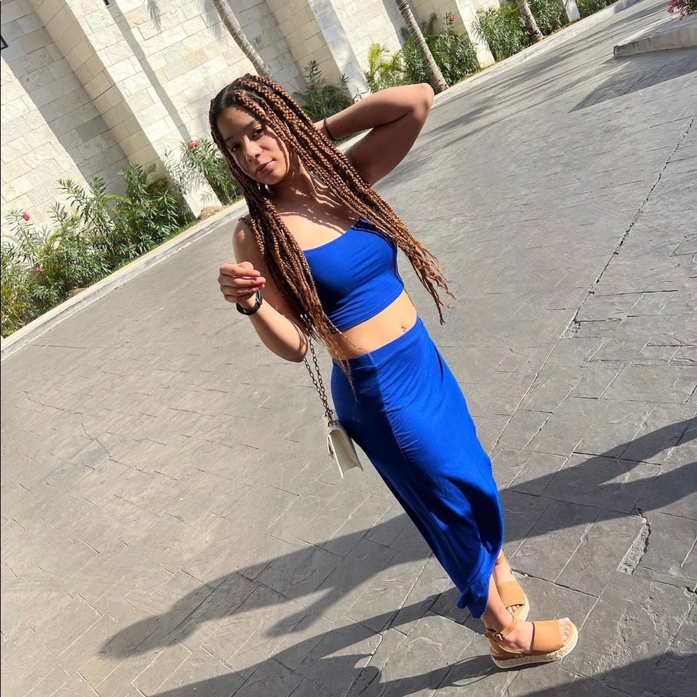 Blue long royal blue skirt & cropped spaghetti strap.
